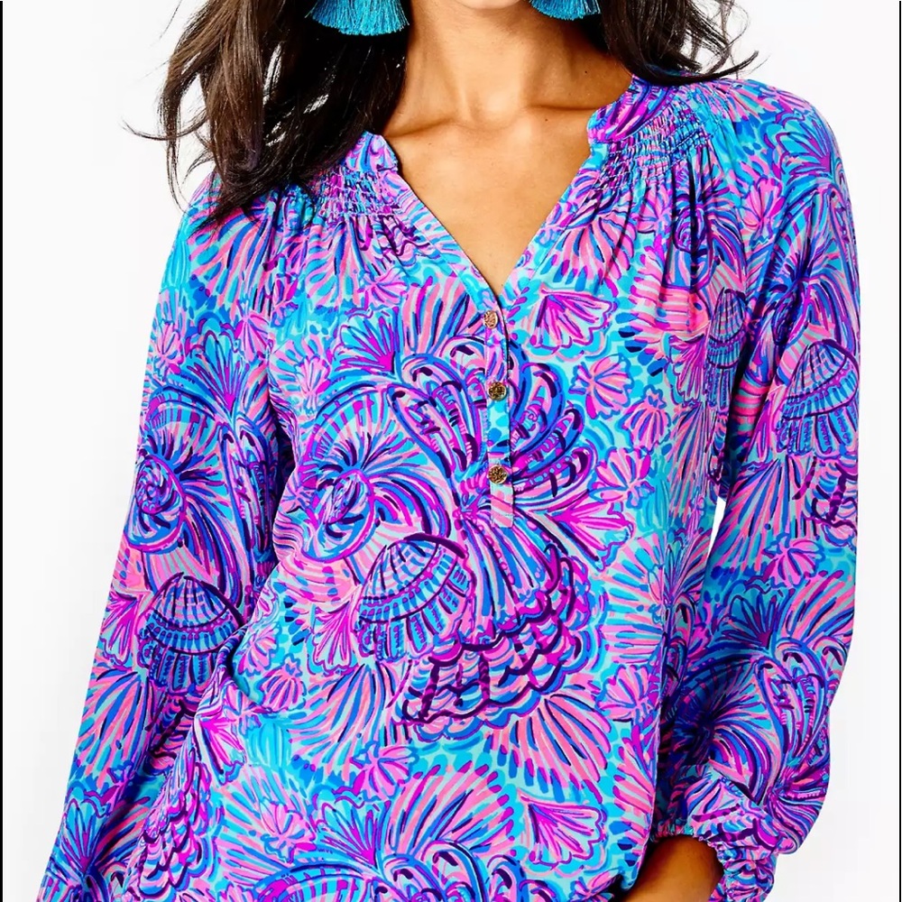Lilly Pulitzer Elsa Silk Top Turquoise Oasis “Shelleidoscope” Sold out on Lilly!